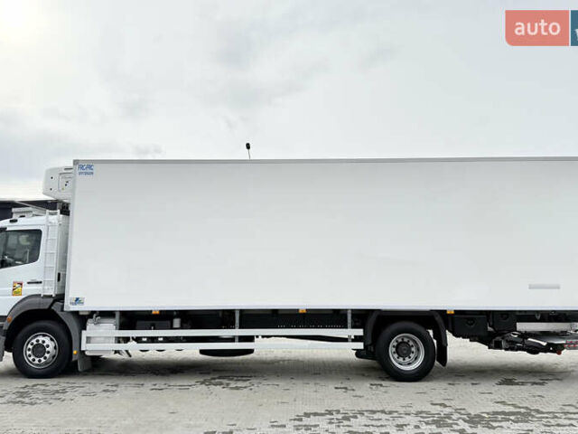 Мерседес Аксор 2014 у Харкові на Automoto.ua Білий Мерседес Аксор, об'ємом двигуна 6.4 л та пробігом 427 тис. км за 49500 $, фото 2 на Automoto.ua