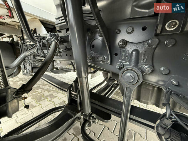 Мерседес Аксор 2014 у Харкові на Automoto.ua Білий Мерседес Аксор, об'ємом двигуна 6.4 л та пробігом 427 тис. км за 49500 $, фото 14 на Automoto.ua