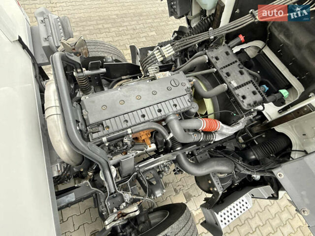 Мерседес Аксор 2014 у Харкові на Automoto.ua Білий Мерседес Аксор, об'ємом двигуна 6.4 л та пробігом 427 тис. км за 49500 $, фото 94 на Automoto.ua