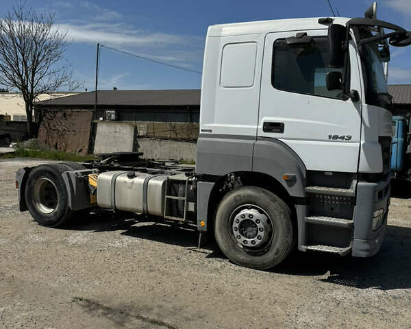 Білий Мерседес Аксор, об'ємом двигуна 11.97 л та пробігом 600 тис. км за 13800 $, фото 9 на Automoto.ua