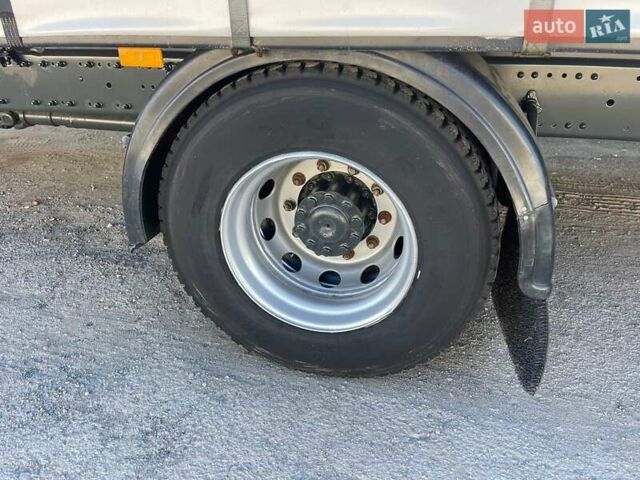 Белый Мерседес Аксор, объемом двигателя 0 л и пробегом 560 тыс. км за 29500 $, фото 8 на Automoto.ua