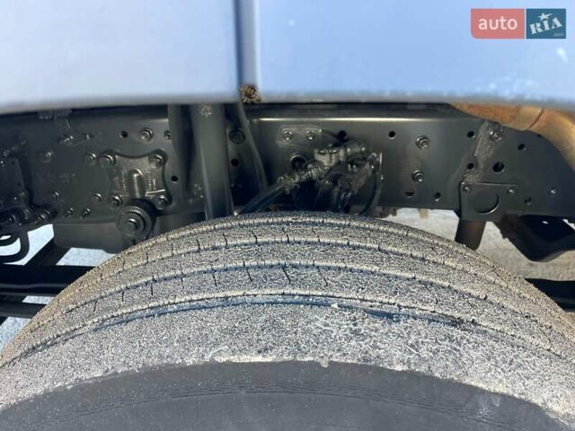 Белый Мерседес Аксор, объемом двигателя 0 л и пробегом 560 тыс. км за 29500 $, фото 11 на Automoto.ua