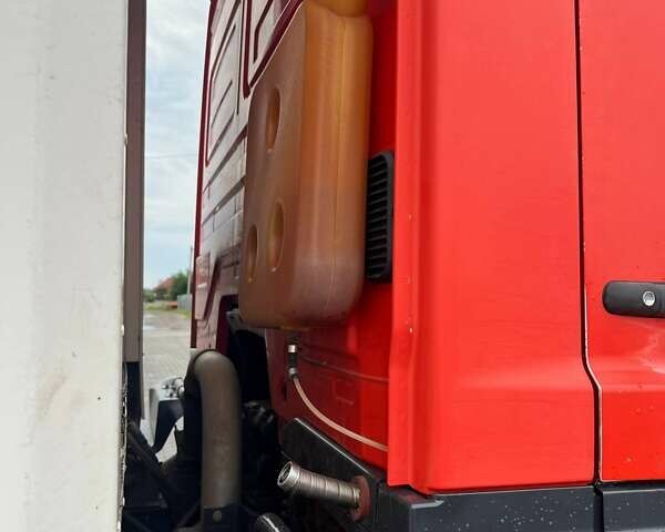 Красный Мерседес Аксор, объемом двигателя 6 л и пробегом 671 тыс. км за 25000 $, фото 9 на Automoto.ua