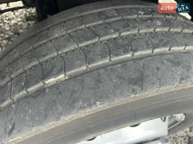 Мерседес Аксор 2010 у Луцьку на Automoto.ua Червоний Мерседес Аксор, об'ємом двигуна 6.4 л та пробігом 835 тис. км за 31700 $, фото 15 на Automoto.ua