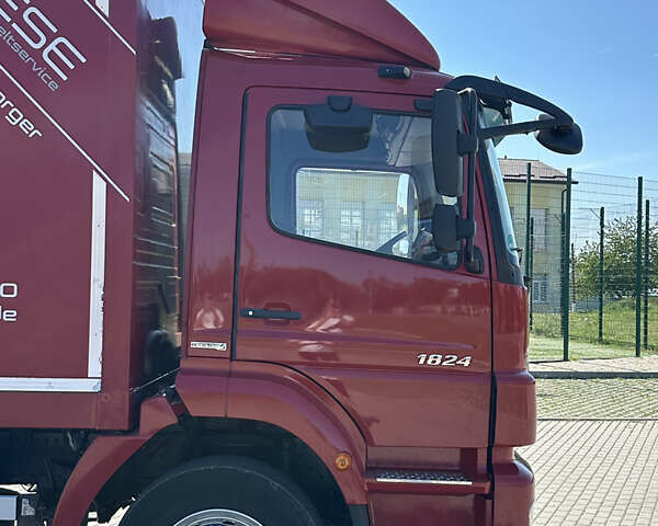 Червоний Мерседес Аксор, об'ємом двигуна 6.3 л та пробігом 304 тис. км за 37500 $, фото 16 на Automoto.ua