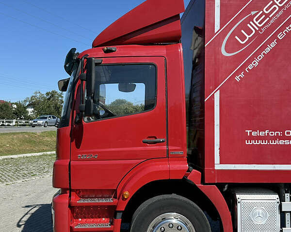 Червоний Мерседес Аксор, об'ємом двигуна 6.3 л та пробігом 304 тис. км за 37500 $, фото 20 на Automoto.ua