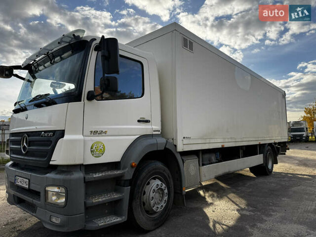 Мерседес Аксор, об'ємом двигуна 0 л та пробігом 100 тис. км за 26000 $, фото 2 на Automoto.ua