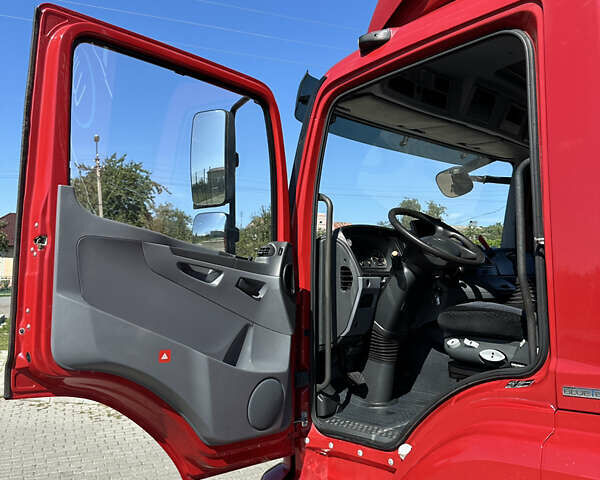 Мерседес Аксор, объемом двигателя 6.3 л и пробегом 304 тыс. км за 37500 $, фото 29 на Automoto.ua