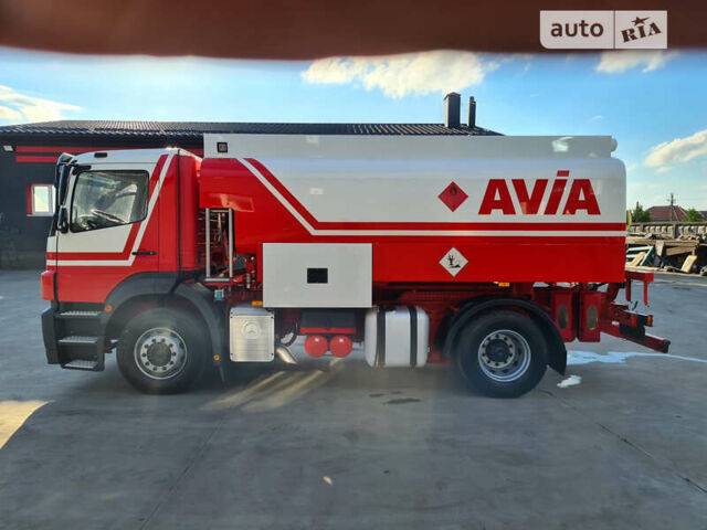 Мерседес Аксор, объемом двигателя 0 л и пробегом 560 тыс. км за 68760 $, фото 1 на Automoto.ua