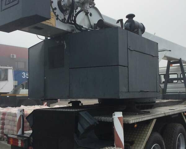 Мерседес Аксор, объемом двигателя 0 л и пробегом 198 тыс. км за 136000 $, фото 8 на Automoto.ua