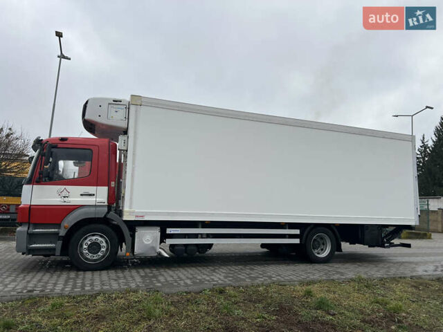 Мерседес Аксор, объемом двигателя 0 л и пробегом 490 тыс. км за 42900 $, фото 2 на Automoto.ua