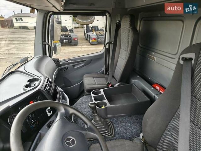Мерседес Аксор, объемом двигателя 0 л и пробегом 239 тыс. км за 34500 $, фото 7 на Automoto.ua