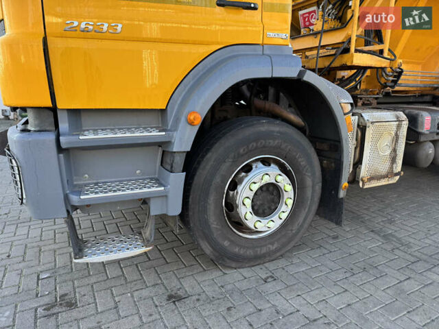 Желтый Мерседес Аксор, объемом двигателя 7.2 л и пробегом 65 тыс. км за 38000 $, фото 10 на Automoto.ua