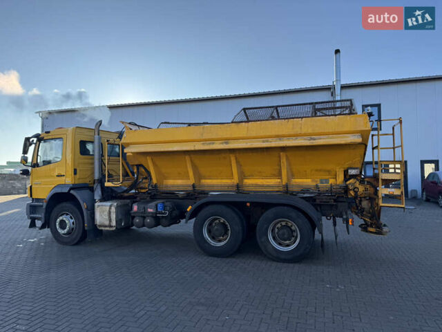 Желтый Мерседес Аксор, объемом двигателя 7.2 л и пробегом 65 тыс. км за 38000 $, фото 7 на Automoto.ua