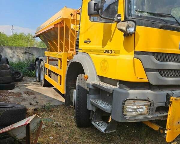 Жовтий Мерседес Аксор, об'ємом двигуна 7.2 л та пробігом 13 тис. км за 45000 $, фото 2 на Automoto.ua