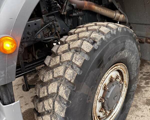 Мерседес Аксор 2012 у Львові на Automoto.ua Сірий Мерседес Аксор, об'ємом двигуна 6.4 л та пробігом 412 тис. км за 60000 $, фото 5 на Automoto.ua