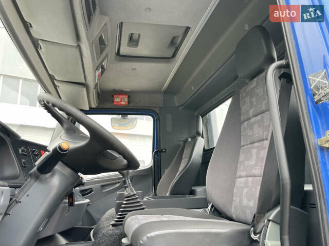 Синий Мерседес Аксор, объемом двигателя 6.35 л и пробегом 426 тыс. км за 29900 $, фото 5 на Automoto.ua