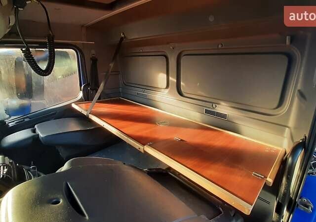 Синий Мерседес Аксор, объемом двигателя 7.2 л и пробегом 689 тыс. км за 24292 $, фото 8 на Automoto.ua