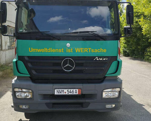 Зелений Мерседес Аксор, об'ємом двигуна 7 л та пробігом 203 тис. км за 49999 $, фото 5 на Automoto.ua