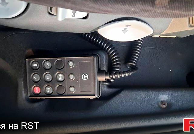 Зелений Мерседес Аксор, об'ємом двигуна 0.12 л та пробігом 840 тис. км за 51500 $, фото 8 на Automoto.ua