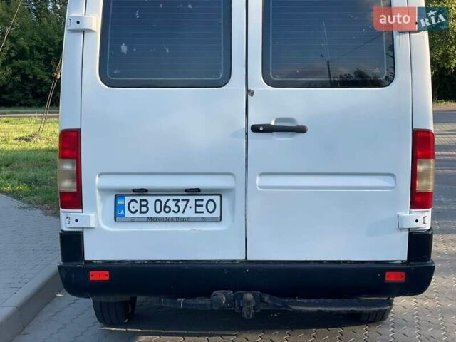 Белый Мерседес Б-класс, объемом двигателя 2.15 л и пробегом 500 тыс. км за 6500 $, фото 10 на Automoto.ua