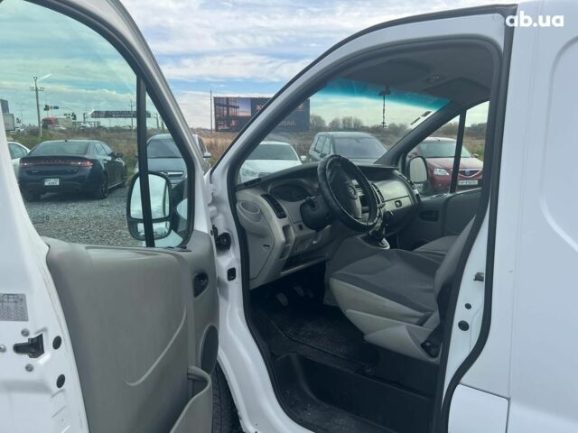 Белый Мерседес Б-класс, объемом двигателя 2 л и пробегом 312 тыс. км за 6990 $, фото 14 на Automoto.ua