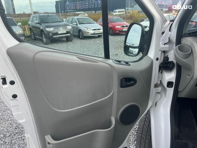 Белый Мерседес Б-класс, объемом двигателя 2 л и пробегом 312 тыс. км за 6990 $, фото 15 на Automoto.ua