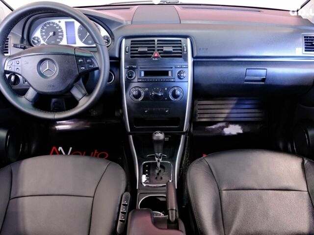 Білий Мерседес Б-клас, об'ємом двигуна 2 л та пробігом 170 тис. км за 6900 $, фото 6 на Automoto.ua