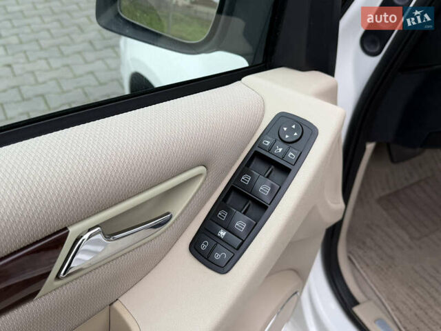 Белый Мерседес Б-класс, объемом двигателя 1.7 л и пробегом 98 тыс. км за 7500 $, фото 55 на Automoto.ua