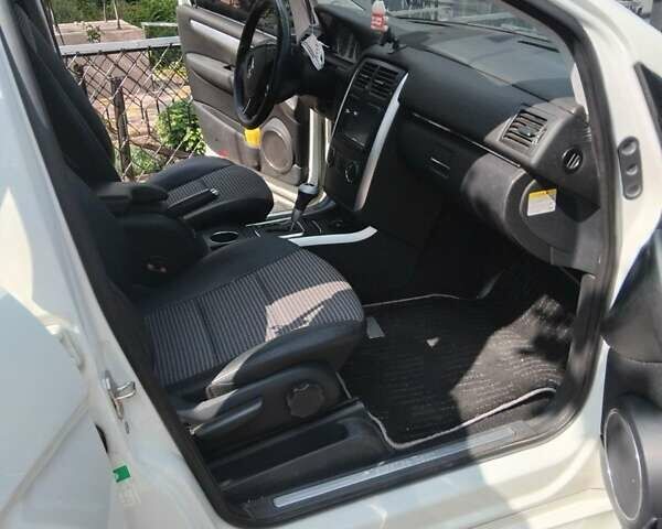 Білий Мерседес Б-клас, об'ємом двигуна 1.7 л та пробігом 63 тис. км за 7700 $, фото 8 на Automoto.ua