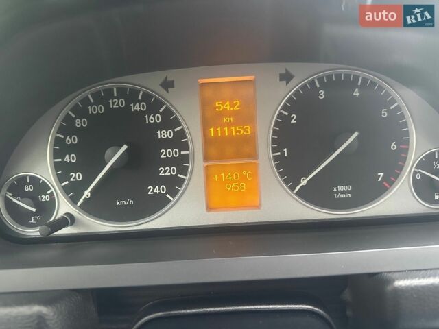 Белый Мерседес Б-класс, объемом двигателя 1.7 л и пробегом 110 тыс. км за 8200 $, фото 11 на Automoto.ua
