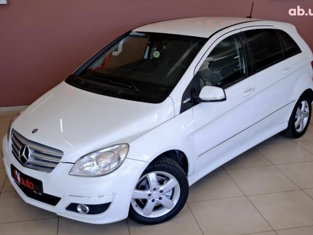 Білий Мерседес Б-клас, об'ємом двигуна 2 л та пробігом 170 тис. км за 6900 $, фото 1 на Automoto.ua