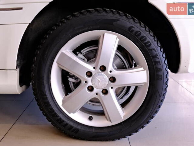 Белый Мерседес Б-класс, объемом двигателя 2 л и пробегом 170 тыс. км за 6900 $, фото 44 на Automoto.ua