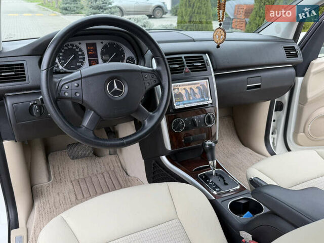 Белый Мерседес Б-класс, объемом двигателя 1.7 л и пробегом 98 тыс. км за 7500 $, фото 52 на Automoto.ua