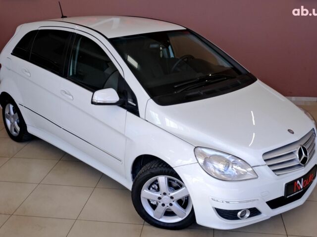 Білий Мерседес Б-клас, об'ємом двигуна 2 л та пробігом 170 тис. км за 6900 $, фото 3 на Automoto.ua