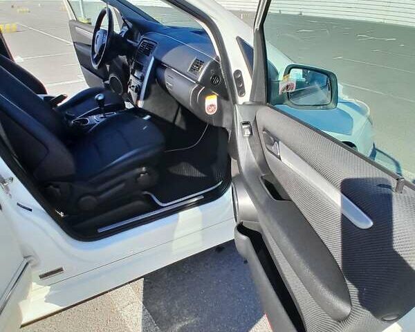 Білий Мерседес Б-клас, об'ємом двигуна 1.7 л та пробігом 139 тис. км за 7800 $, фото 25 на Automoto.ua