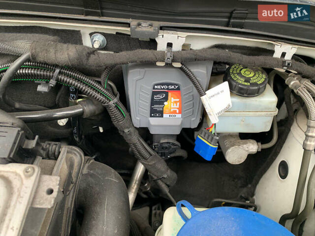 Белый Мерседес Б-класс, объемом двигателя 1.7 л и пробегом 83 тыс. км за 9100 $, фото 33 на Automoto.ua