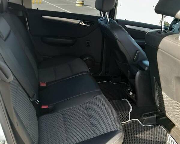 Білий Мерседес Б-клас, об'ємом двигуна 1.7 л та пробігом 139 тис. км за 7800 $, фото 40 на Automoto.ua