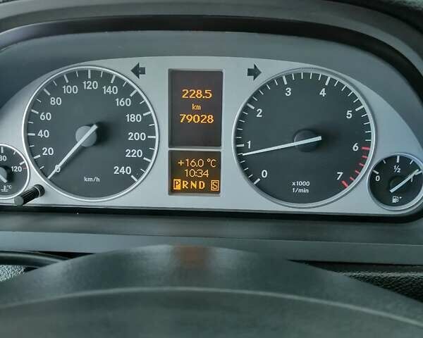 Белый Мерседес Б-класс, объемом двигателя 1.7 л и пробегом 80 тыс. км за 9100 $, фото 20 на Automoto.ua