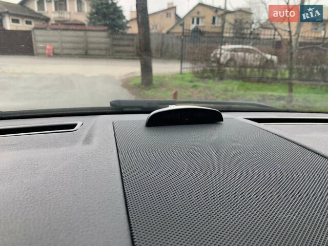 Белый Мерседес Б-класс, объемом двигателя 1.7 л и пробегом 83 тыс. км за 9100 $, фото 25 на Automoto.ua