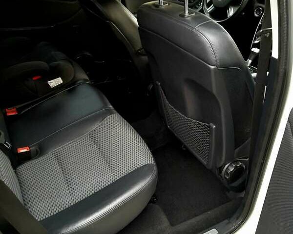 Белый Мерседес Б-класс, объемом двигателя 1.7 л и пробегом 130 тыс. км за 8700 $, фото 24 на Automoto.ua