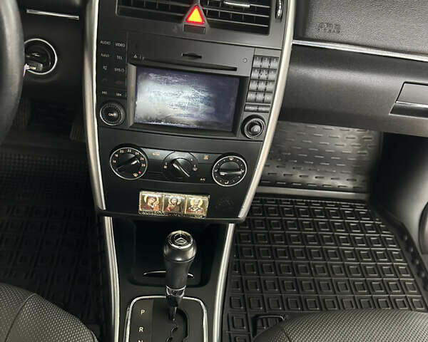 Білий Мерседес Б-клас, об'ємом двигуна 1.8 л та пробігом 120 тис. км за 8999 $, фото 16 на Automoto.ua
