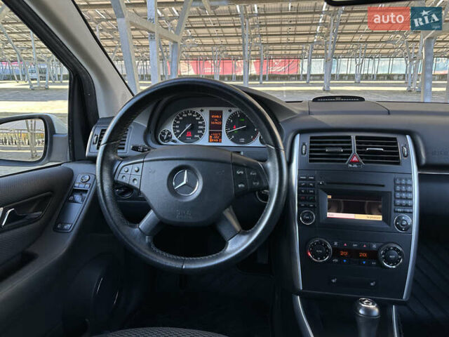 Мерседес Б-клас 2010 у Львові на Automoto.ua Білий Мерседес Б-клас, об'ємом двигуна 2.03 л та пробігом 167 тис. км за 8500 $, фото 19 на Automoto.ua