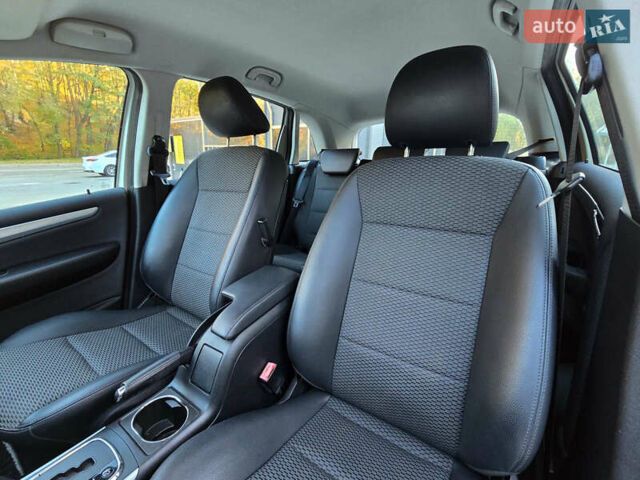 Белый Мерседес Б-класс, объемом двигателя 1.99 л и пробегом 61 тыс. км за 8400 $, фото 24 на Automoto.ua