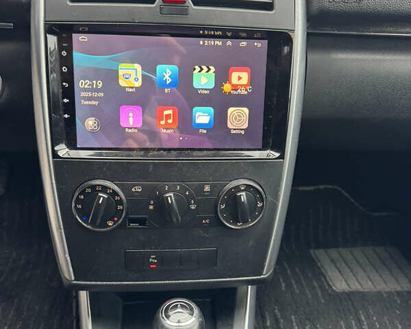 Белый Мерседес Б-класс, объемом двигателя 1.7 л и пробегом 99 тыс. км за 7700 $, фото 14 на Automoto.ua