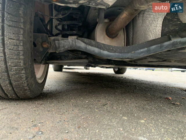 Белый Мерседес Б-класс, объемом двигателя 1.6 л и пробегом 65 тыс. км за 8700 $, фото 36 на Automoto.ua