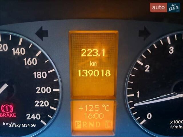 Білий Мерседес Б-клас, об'ємом двигуна 2 л та пробігом 139 тис. км за 8600 $, фото 22 на Automoto.ua