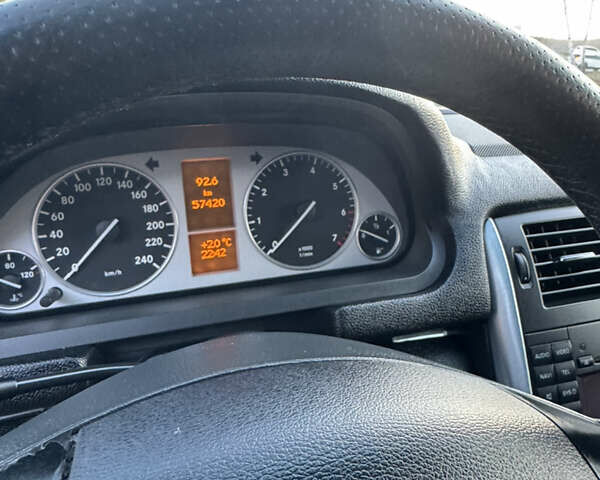 Белый Мерседес Б-класс, объемом двигателя 1.7 л и пробегом 57 тыс. км за 9100 $, фото 18 на Automoto.ua