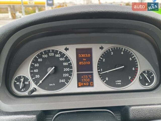 Белый Мерседес Б-класс, объемом двигателя 2 л и пробегом 85 тыс. км за 9900 $, фото 14 на Automoto.ua