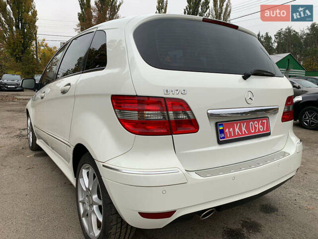Мерседес Б-клас 2010 у Києві на Automoto.ua Білий Мерседес Б-клас, об'ємом двигуна 1.7 л та пробігом 76 тис. км за 8000 $, фото 6 на Automoto.ua